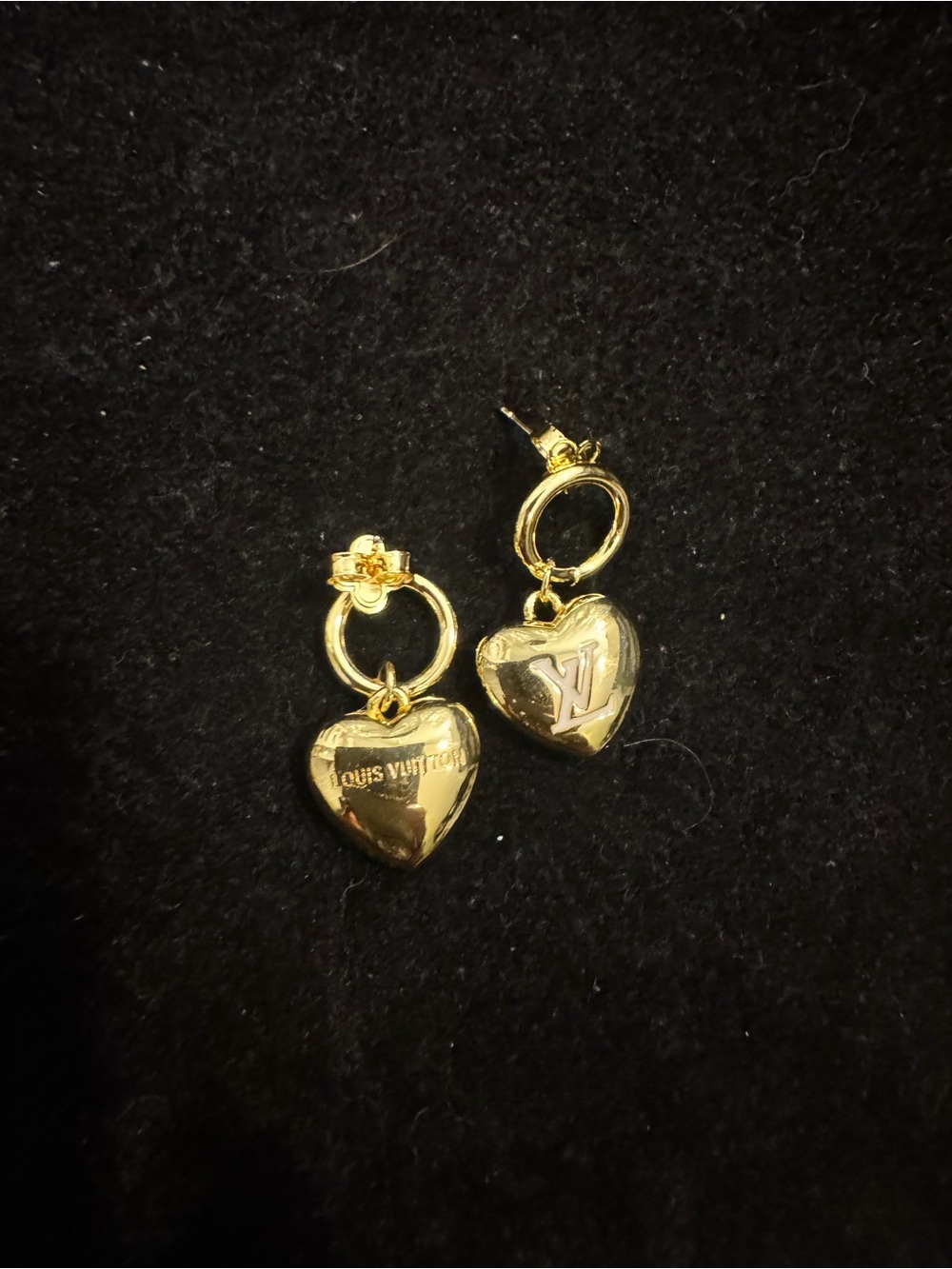 Louis Vuitton Gold Heart Drop Hoop Earrings - Picture 4 of 7